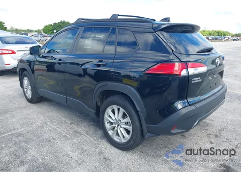 2023 Toyota Corolla Cross Le z USA, uszkodzony, nr VIN 7MUCAABG5PV072089